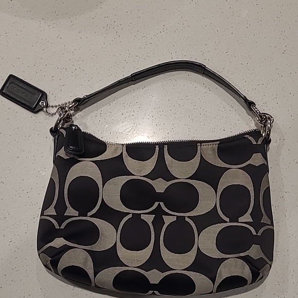 Coach Black and Cream Bags - Picture 2 of 4